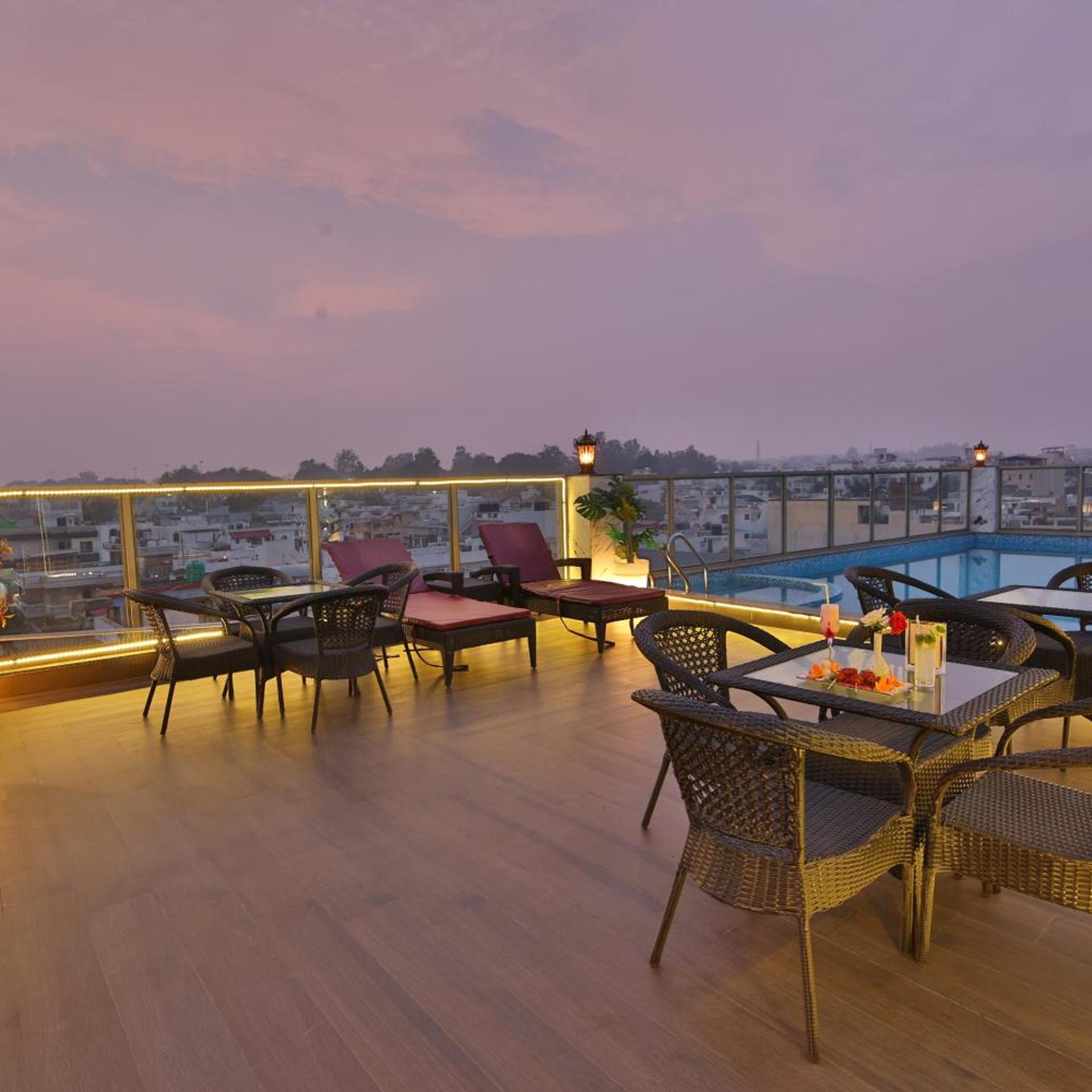 Hotel Holy Vivasa 36/41