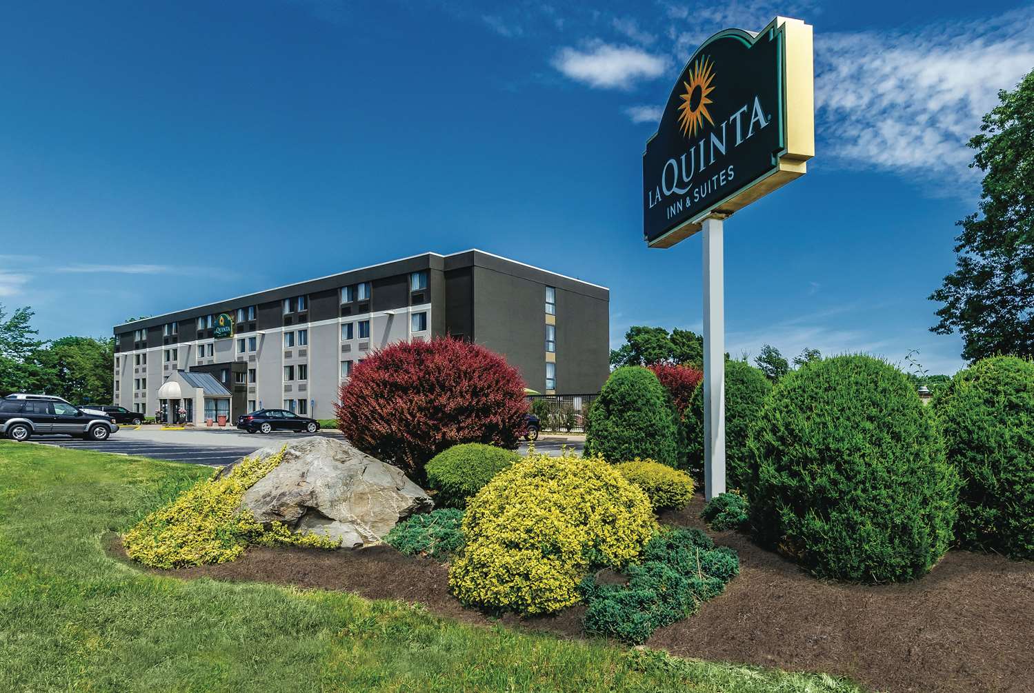 La Quinta Inn and Suites by Wyndham Warwick Providence Airport 28/29