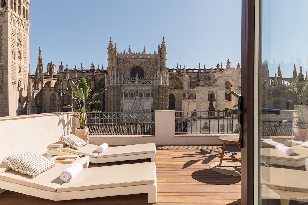 Apartamentos Puerta Catedral Sevilla 1/58