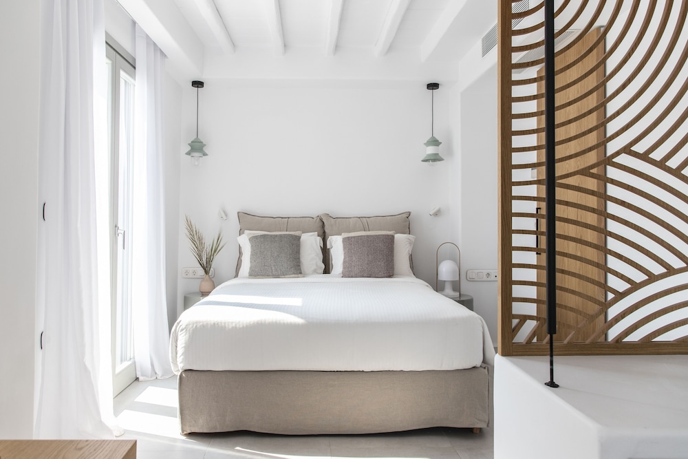 Adorno Beach Hotel and Suites 18/76