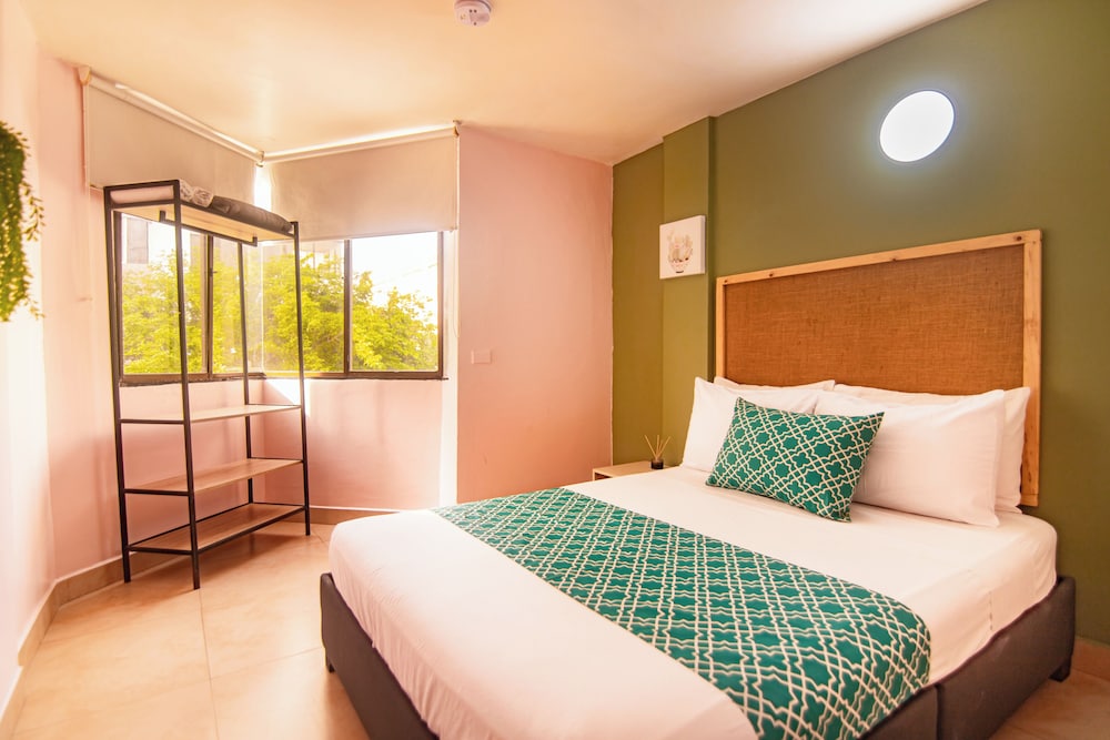 Hotel Taybo Beach 22/83