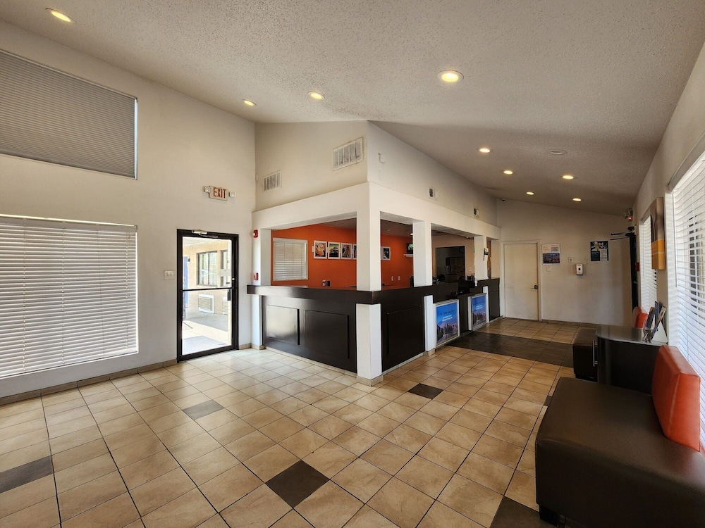 Motel6 Baytown, TX - Baytown East 12/63