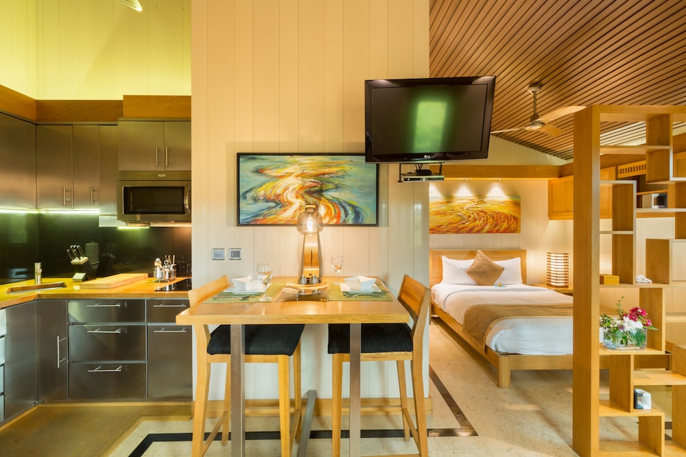ONE ON MARLIN SPA RESORT 39/65
