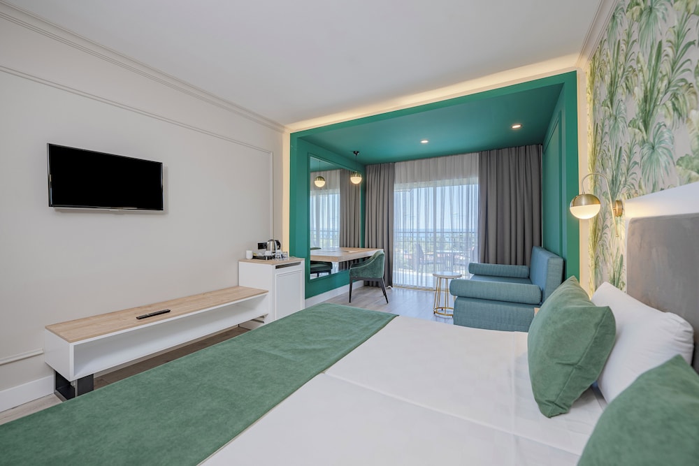 L'Oceanica Beach Resort Hotel 13/50