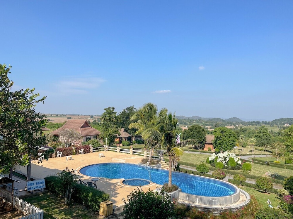 Phureenun Resort 47/50