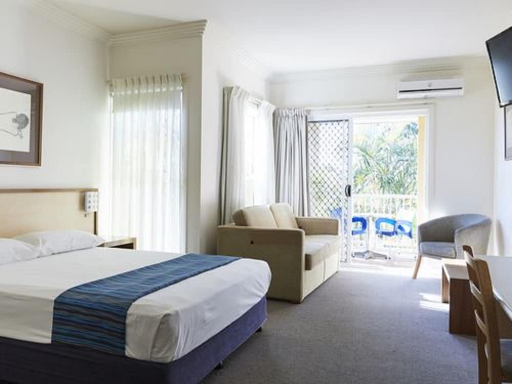 NRMA Treasure Island Holiday Resort 28/74