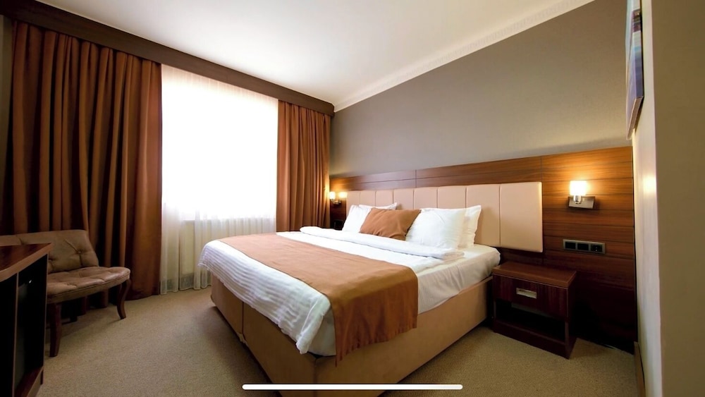 Sapran Deluxe Hotel 13/50