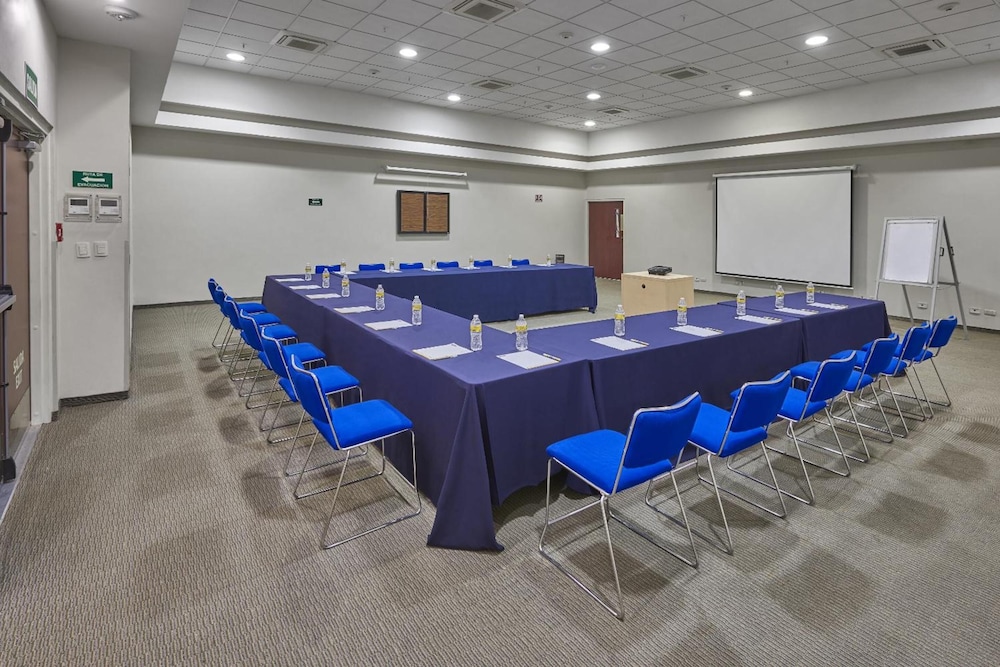 City Express by Marriott Ciudad Obregon 48/60