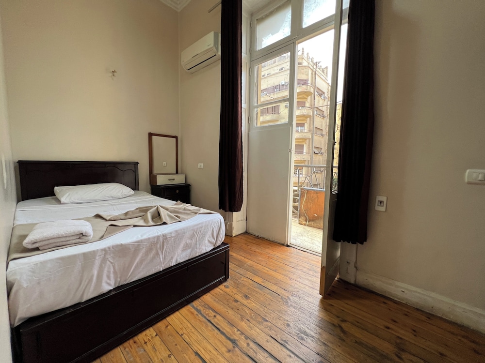 Traveler Apos S House Hotel 29/50