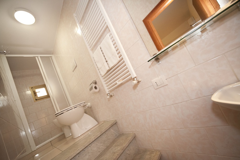 DALMAZIA HOTEL 24/38