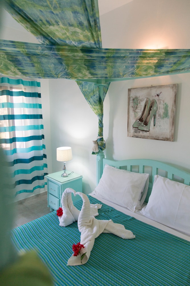 Hotel El Eden 45/57