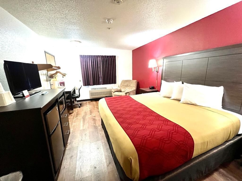 Standard, King Bed