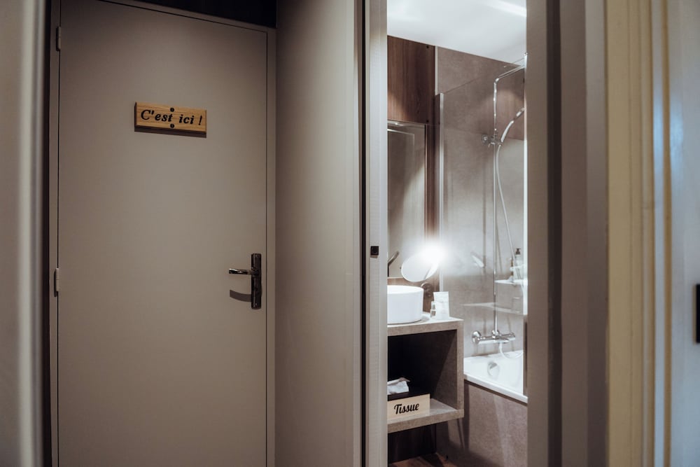 Hotel Du Dauphin Les Loges 47/50