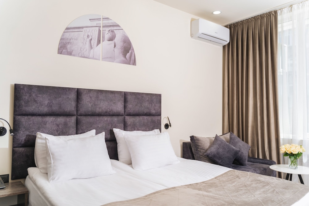 Median Hotel City Center Yerevan 26/57