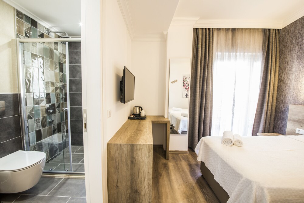 Dekatria Rooms & Aparts 46/50
