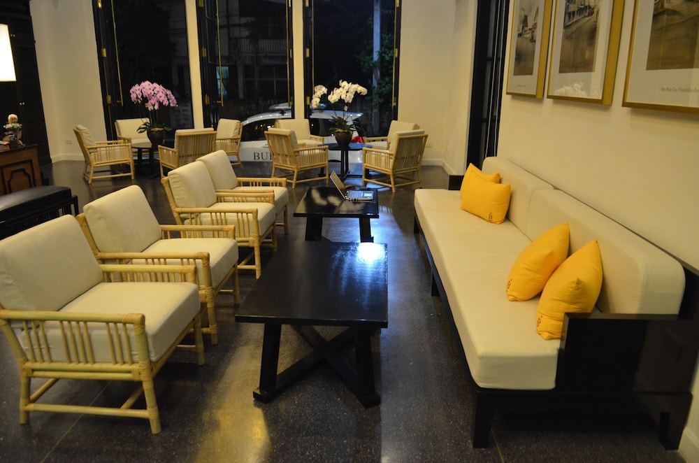 Buri Siri Hotel 55/71