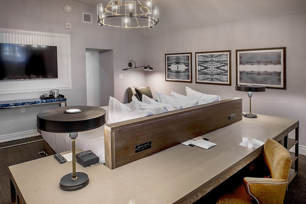 St. Louis Union Station Hotel Curio Collection By Hilton 66/82