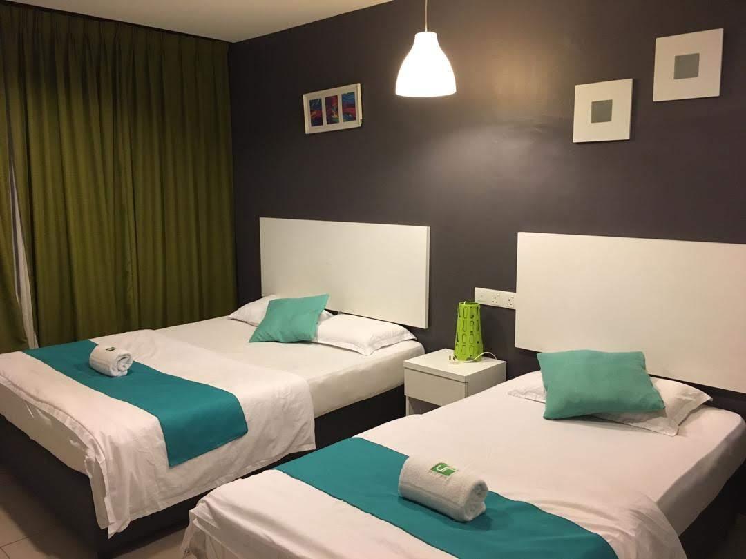 JP Hotel Jalan Stadium 10/17