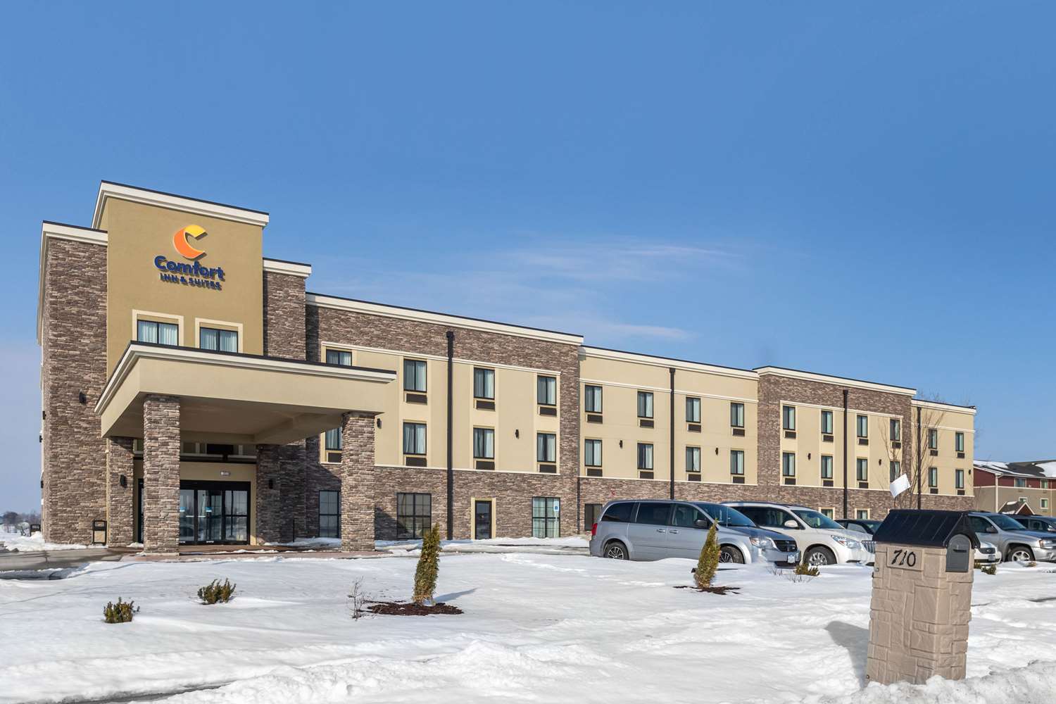 Comfort Inn & Suites Cedar Rapids Cid Eastern Iowa Airport 44/44