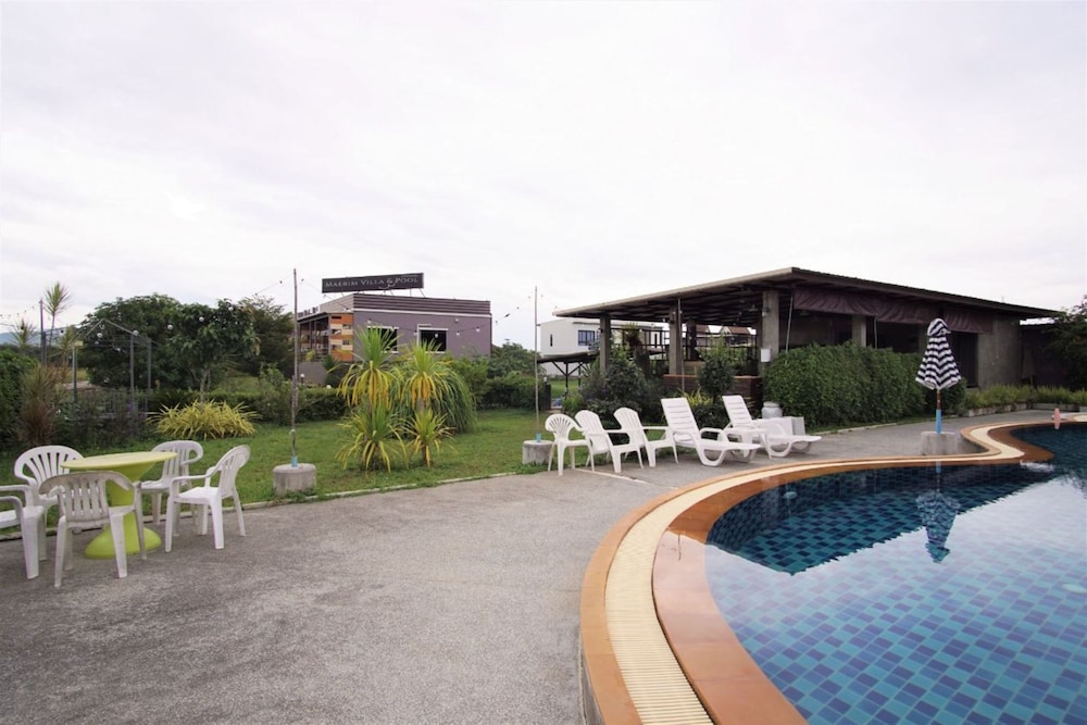 Maerim Villa & Pool 72/76