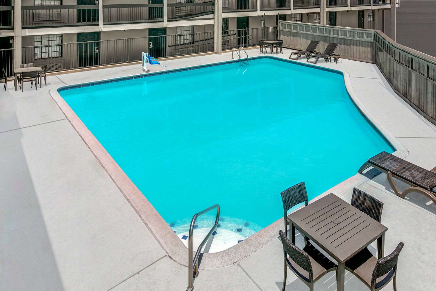 Baymont by Wyndham Austin University Area 15/22