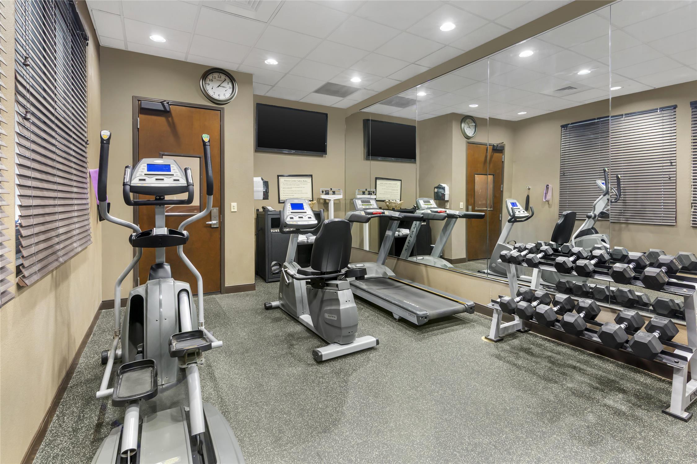 Best Western Plus Williston Hotel & Suites 32/50