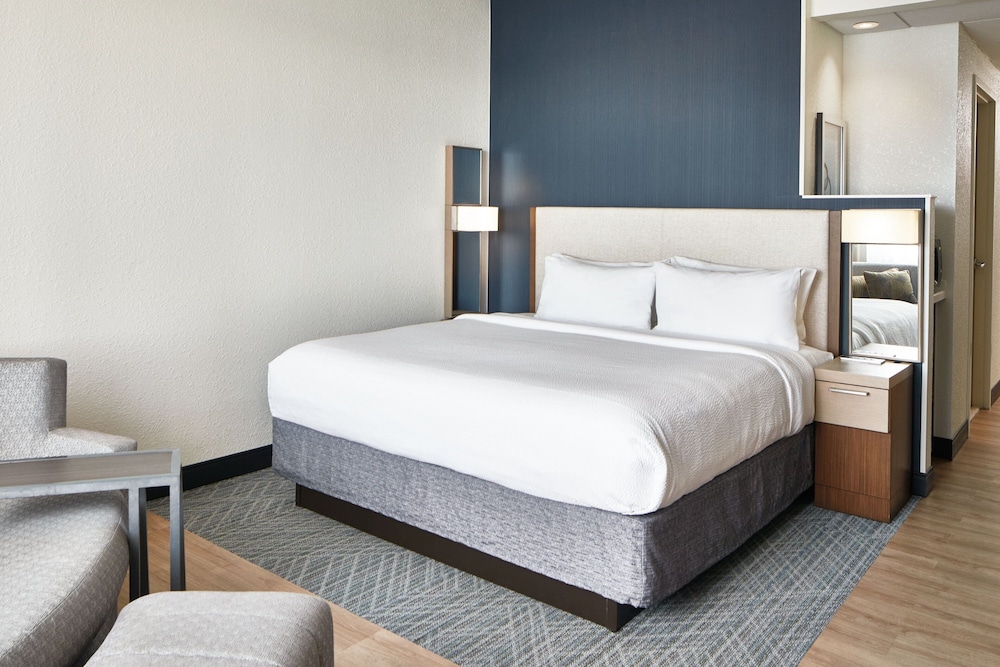 Room, King Bed, Water View, Sofa