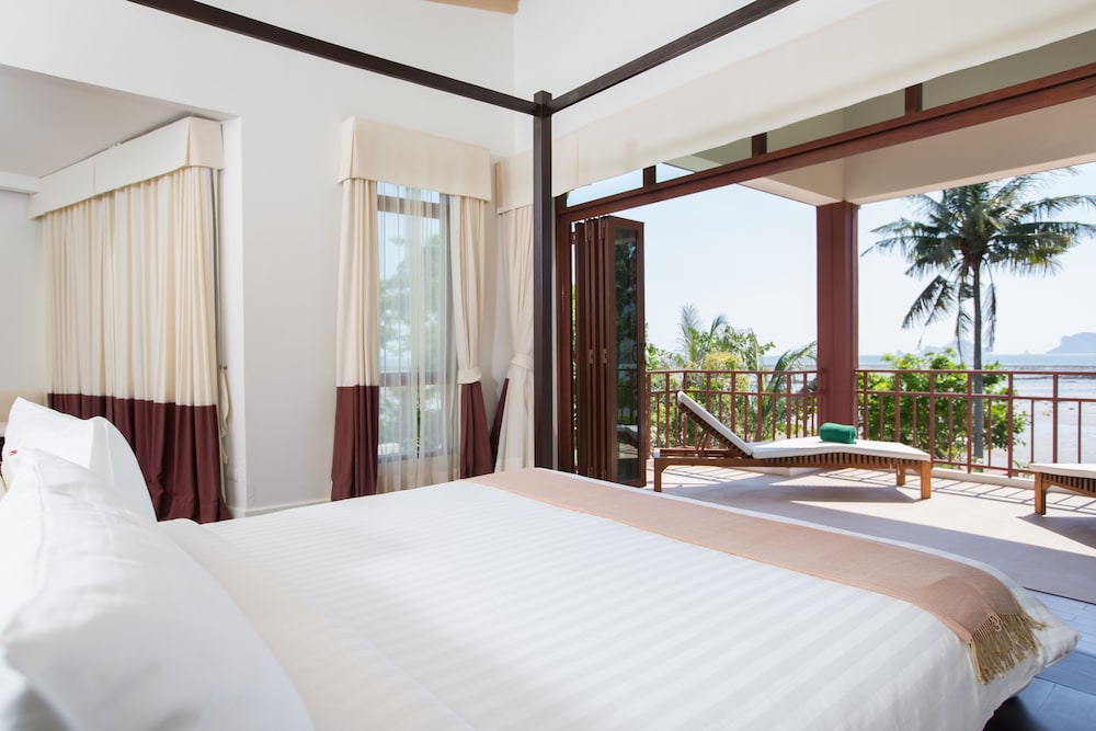 Amatapura Beach Villa 1 33/59