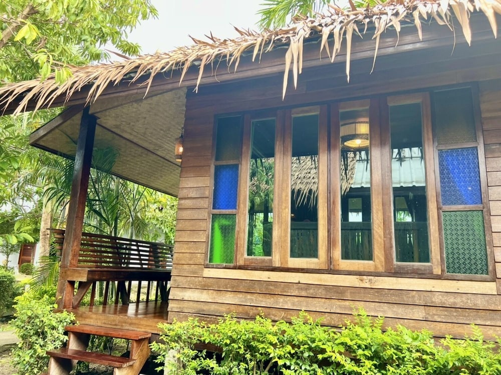Bora Bora Villa Phuket 1/50