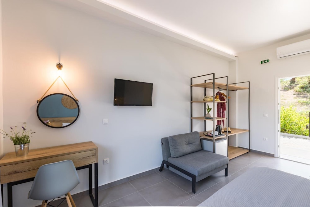 LA MAISON 24/41