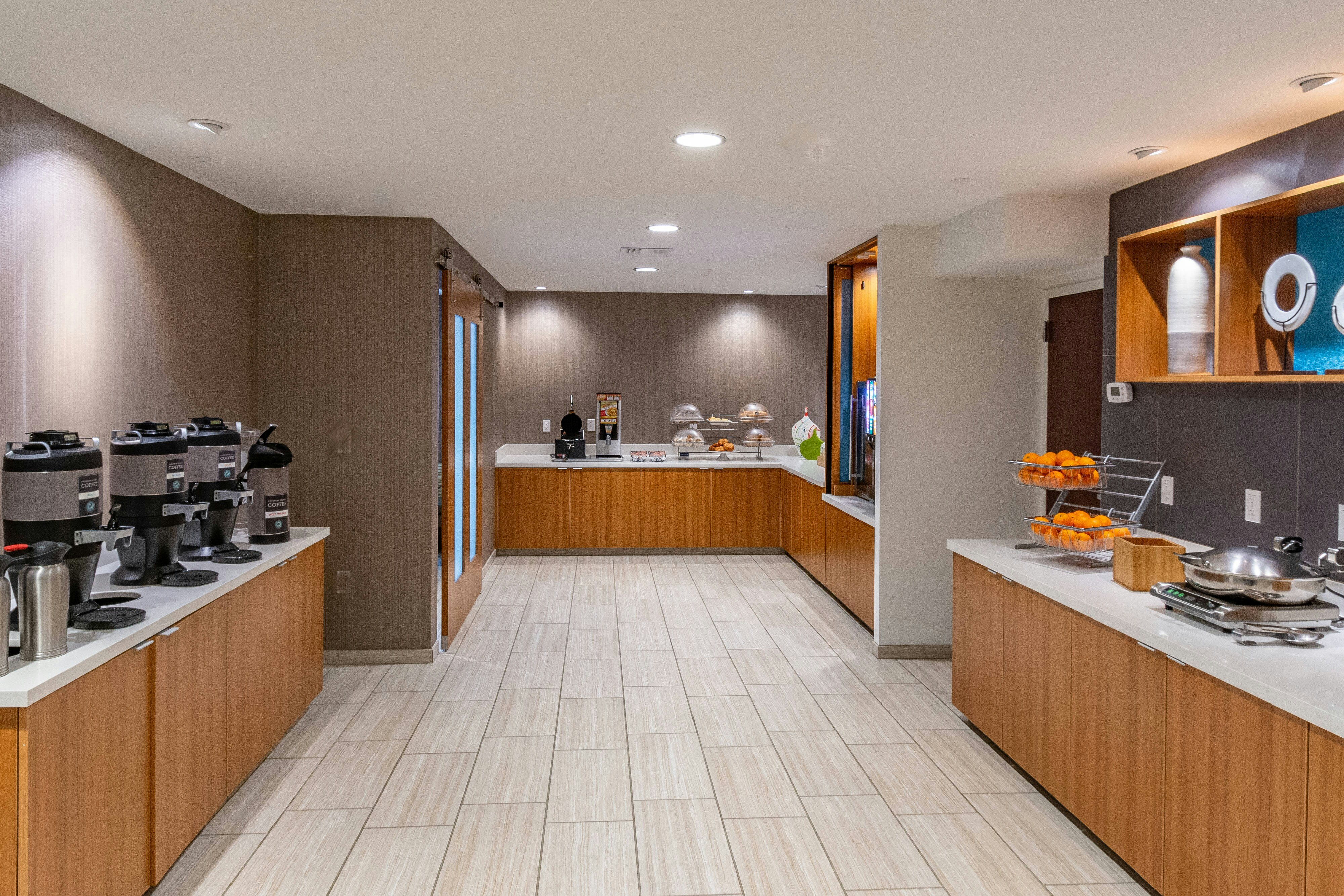 Springhill Suites Anchorage Midtown 1/10