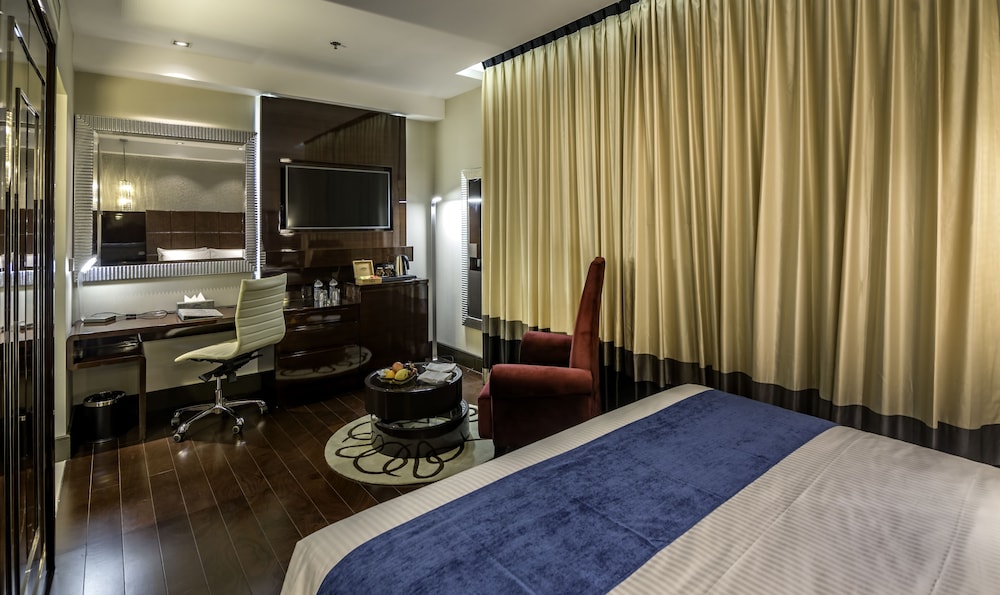 THE RAINTREE DHAKA 15/29