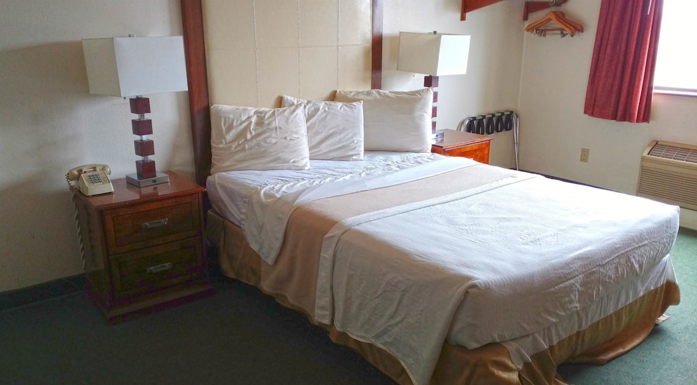 Americas Best Value Inn Zumbrota 5/21