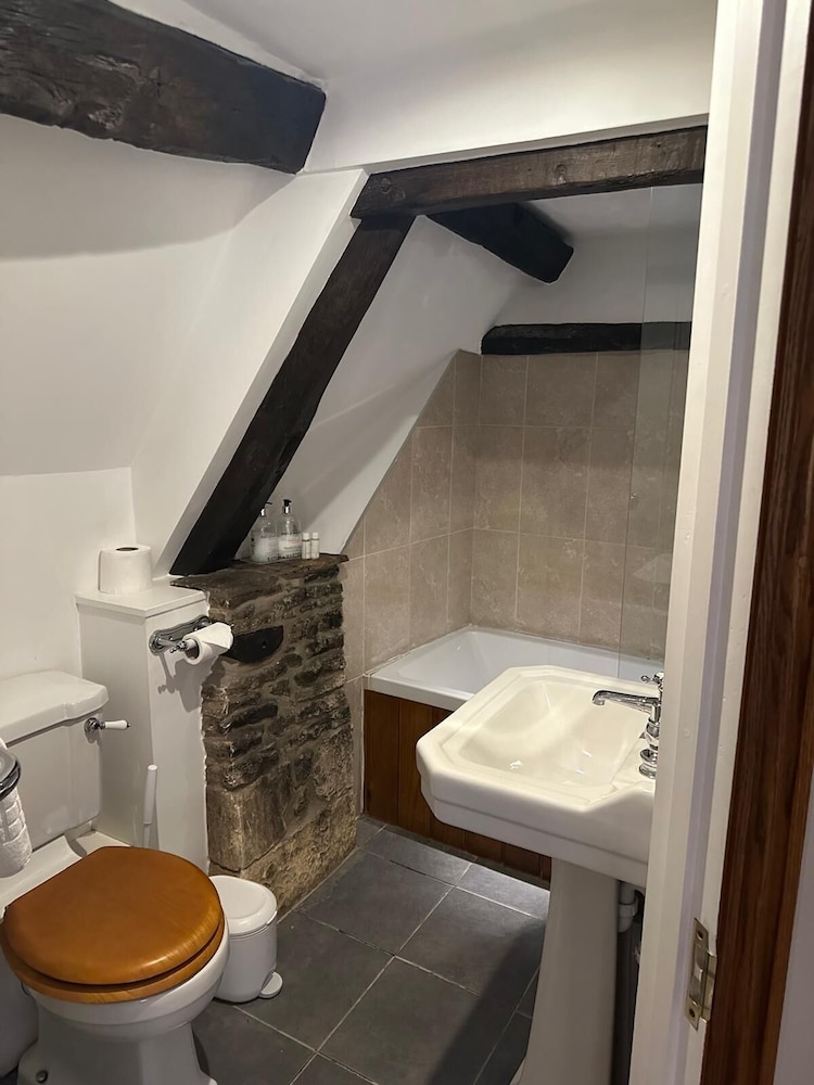 The Plough Bed and Breakfast 19/22
