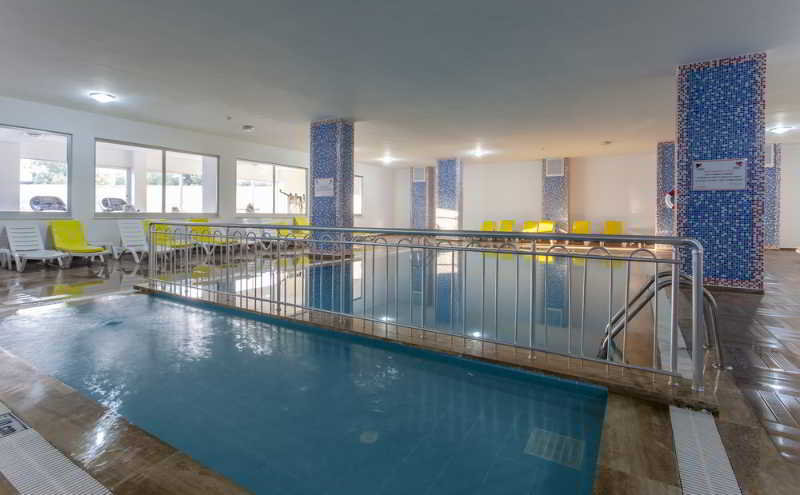 swimming pool spa