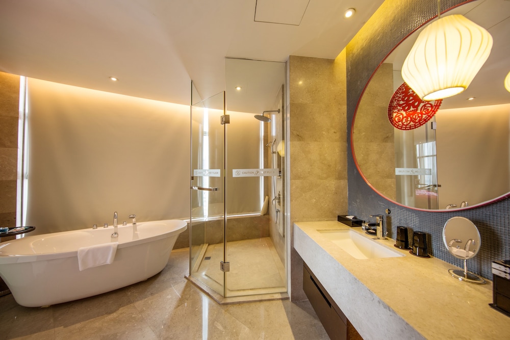 Maison New Century Hotel Dongguan 66/69