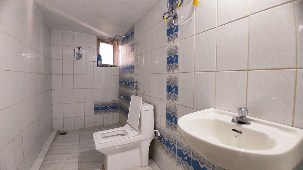 Hiline Guest House 43/48