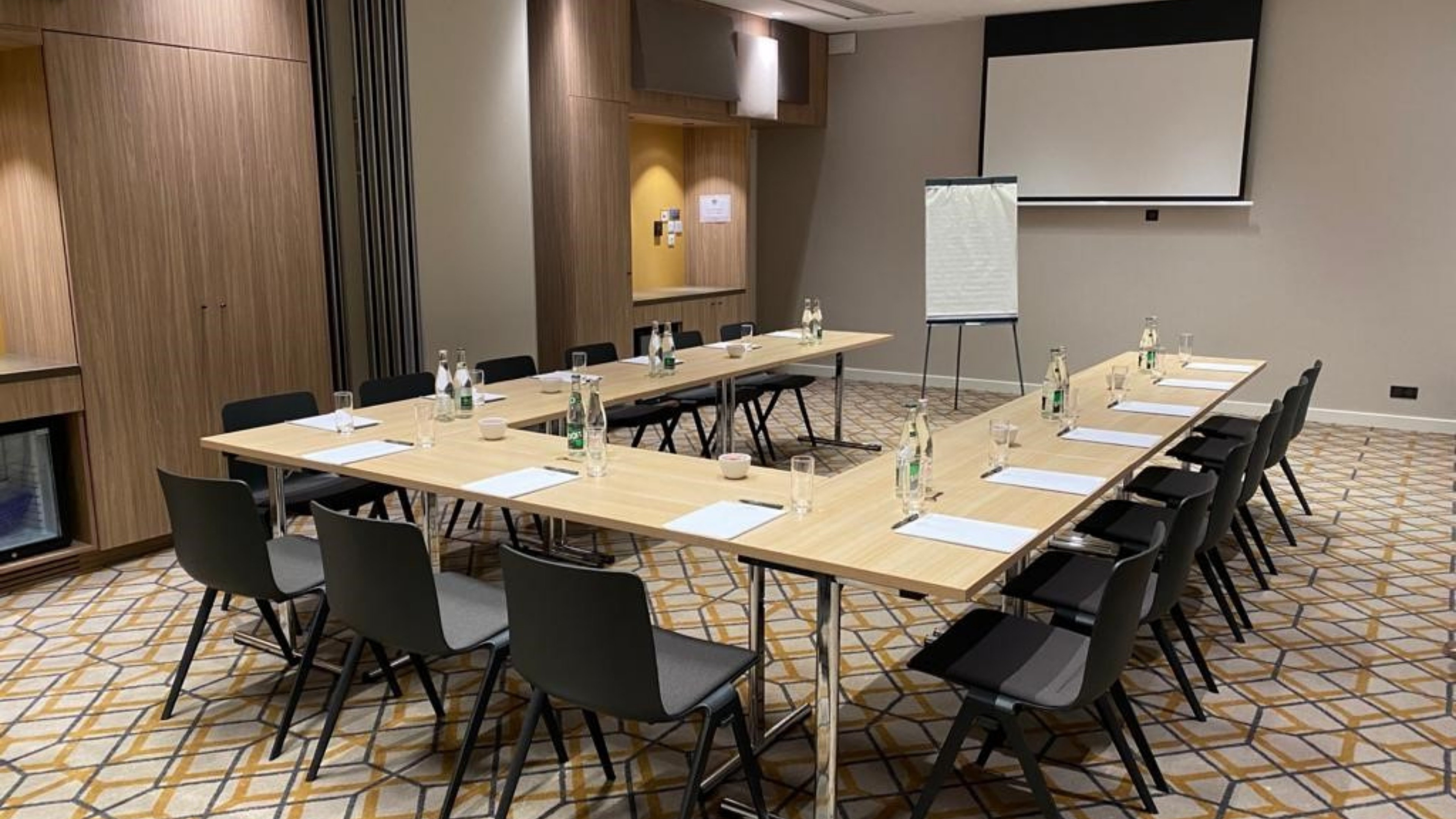 Crowne Plaza Nice - Grand Arenas 73/81