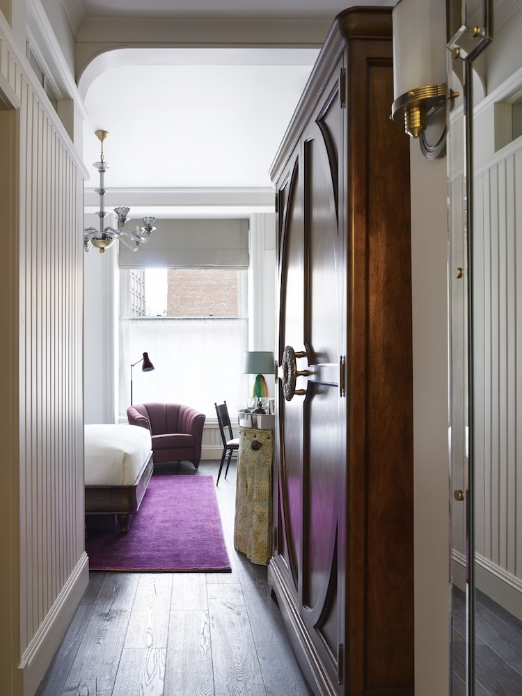 THE BEEKMAN, A THOMPSON HOTEL 28/75