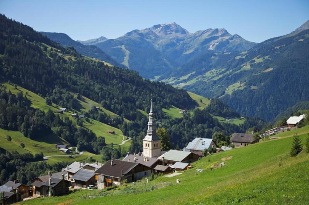 Lagrange Vacances Les Chalets du Mont Blanc 6/37