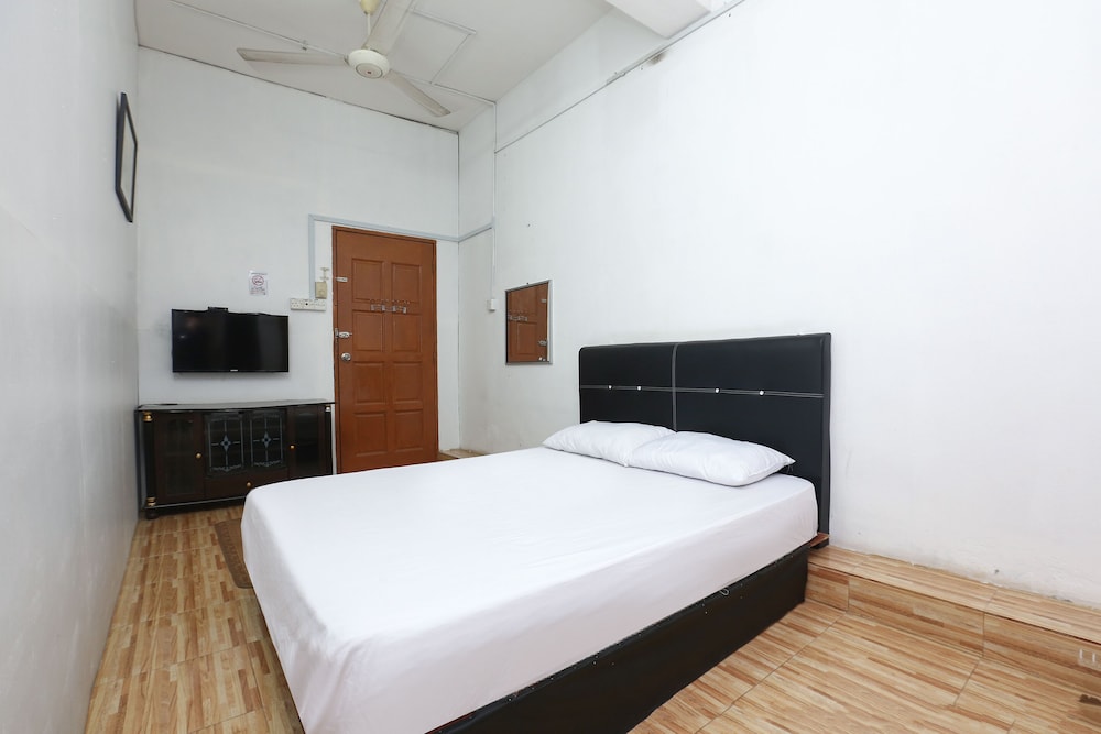 SPOT ON 89755 D&d Budget Inn 24/26
