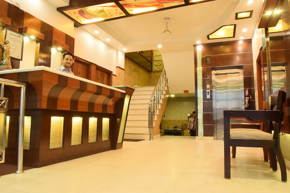 Aster Inn Hotel 3/37