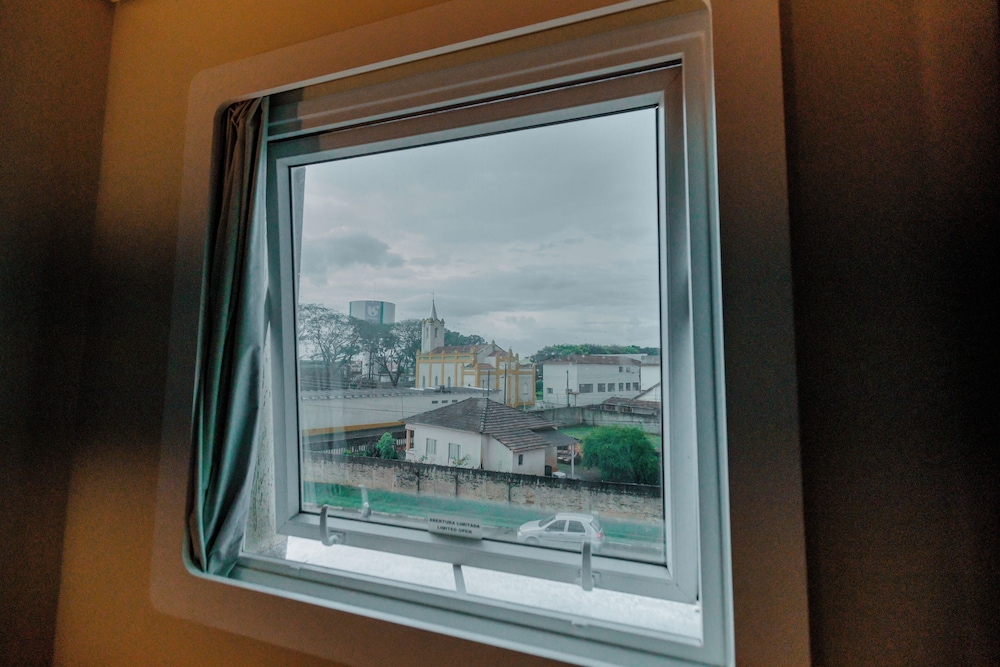 ibis budget Capao Bonito 44/56