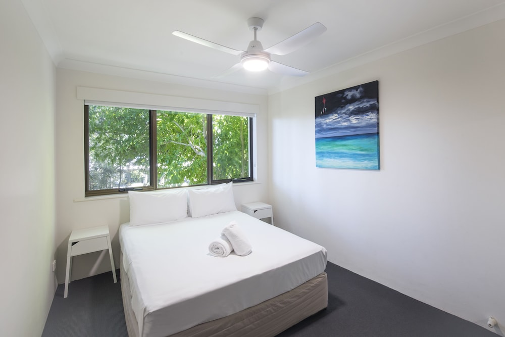 3 Bedrooms, Apartment, Double and Twin Beds, Water View