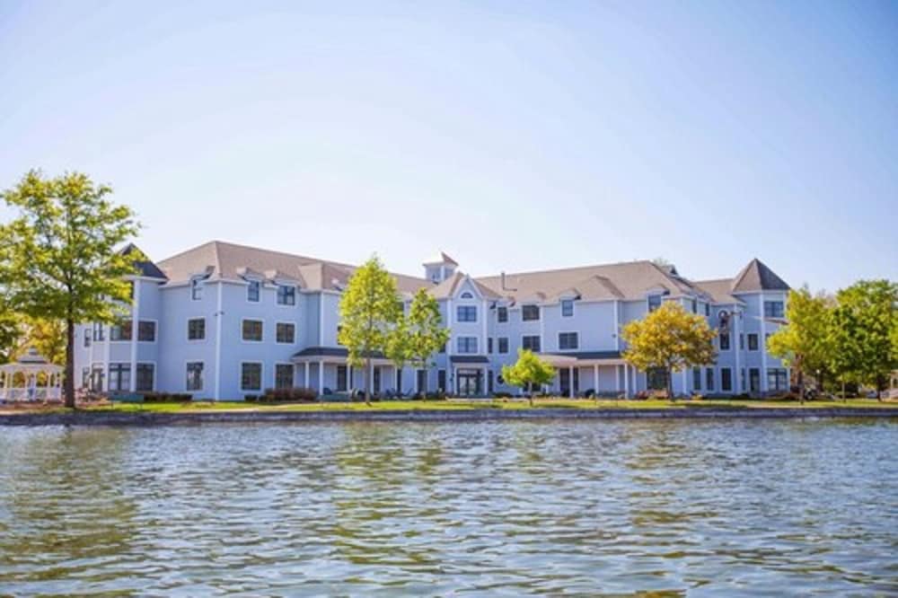 Oakwood Resort 43/44