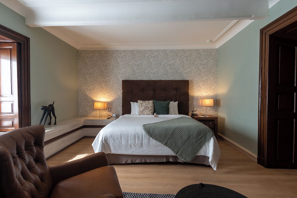 Master, Suite, King Bed