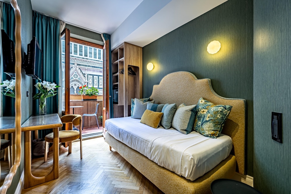 Classic, Single, Single Bed, Duomo View, Balcony