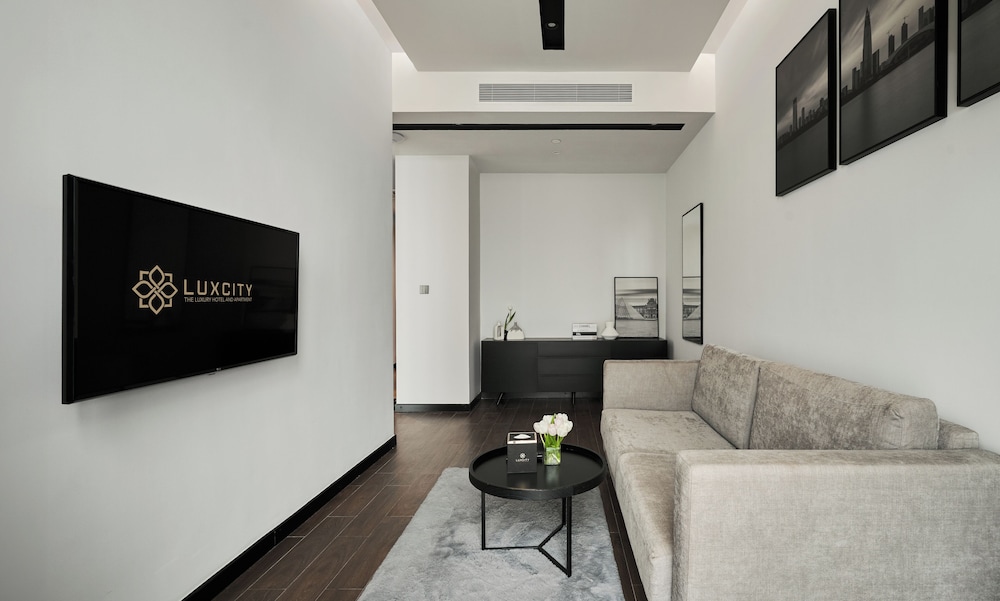 Lyve Inc Hotel And Residence 51/70