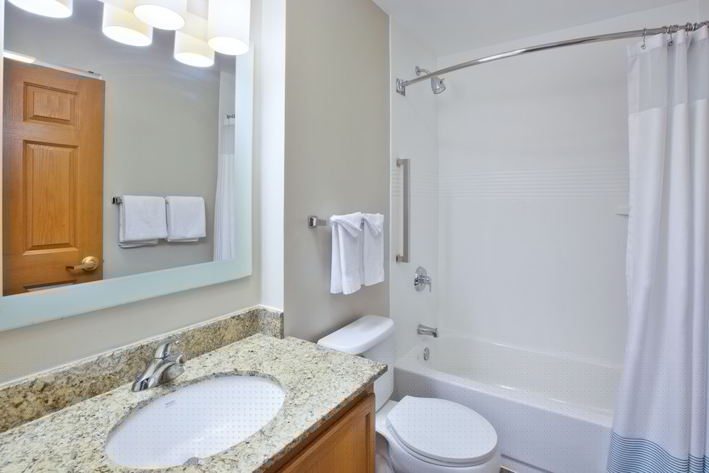 Towneplace Suites By Marriott Brookfield 12/42