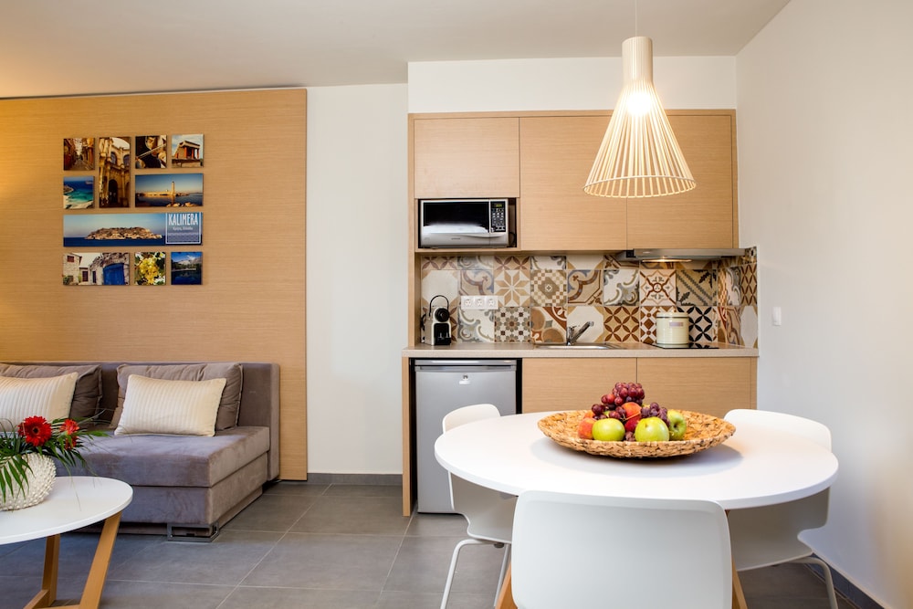 Sundance Apartments And Suites Time To Smile 27/62